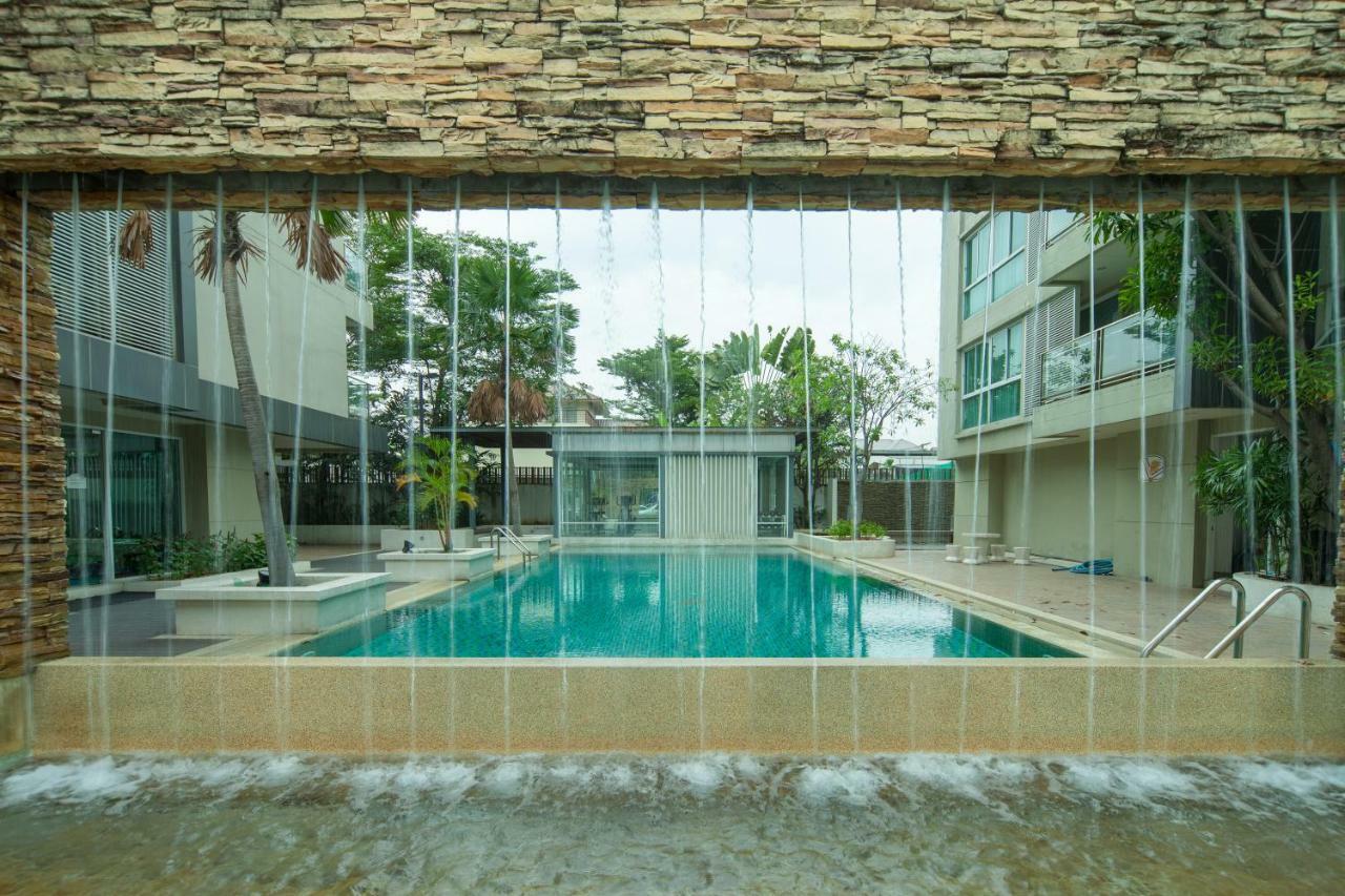 Double Trees Residence Bangkok Zewnętrze zdjęcie